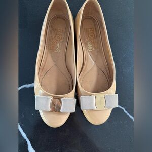 Salvatore Ferragamo Women's Vara Ballet Flats 35.5